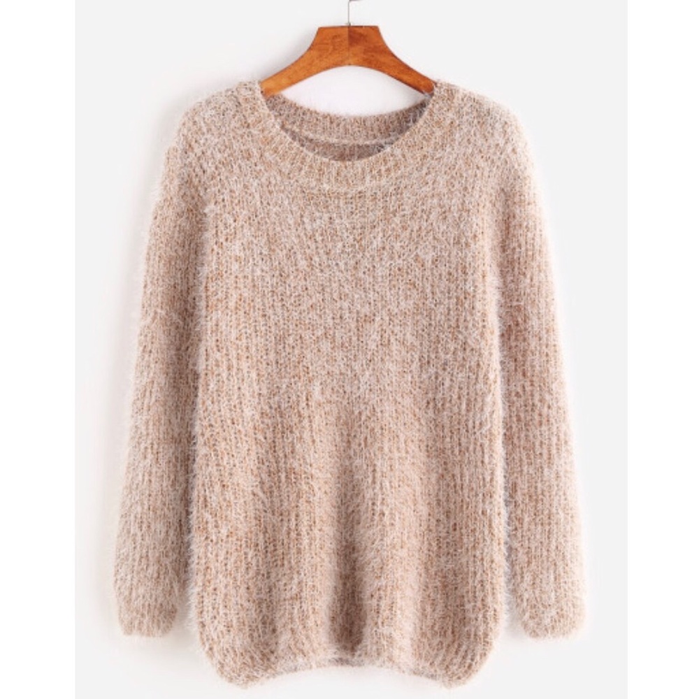 🎉FLASH SALE 🎉 SOFT KNIT SWEATER